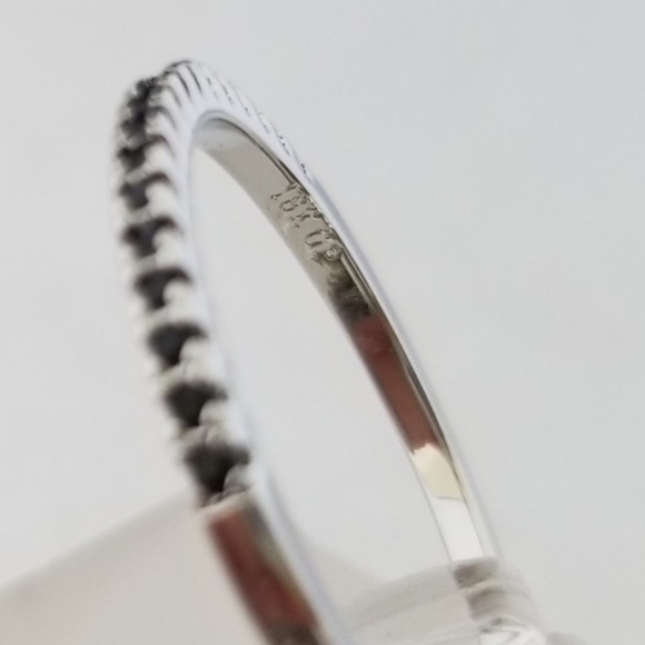 18k White Gold Pave Band - Picture 3 of 8